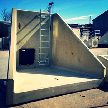 Precast Concrete Headwall With Ladder