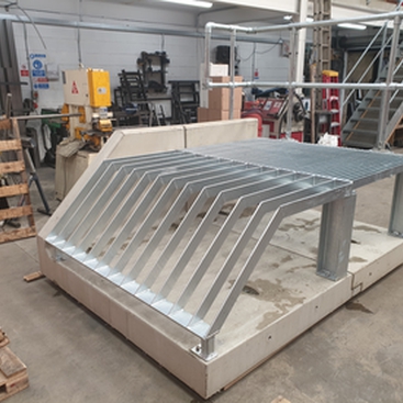 Bespoke R19L Headwall with Catwalk and cranked grating